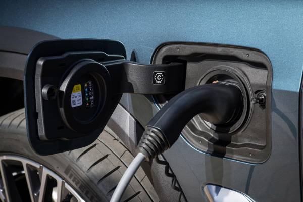 Nuevos BMW X5 y X6: ligeros retoques, más equipamiento y nuevos motores $!Nuevos BMW X5 y X6: ligeros retoques, más equipamiento y nuevos motores