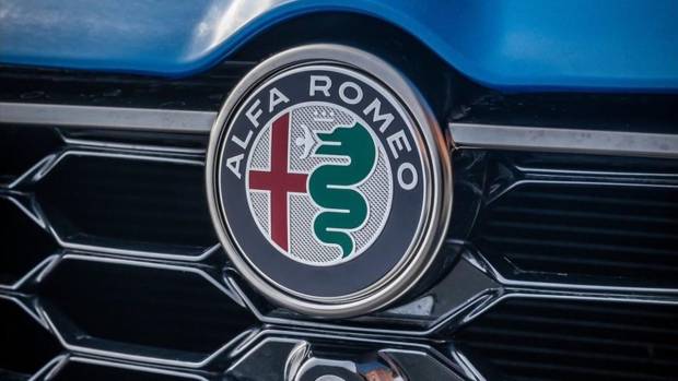 $!El logo de Alfa Romeo