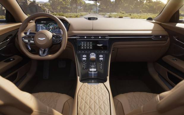 $!Interior del Aston Martin DB12 Volante