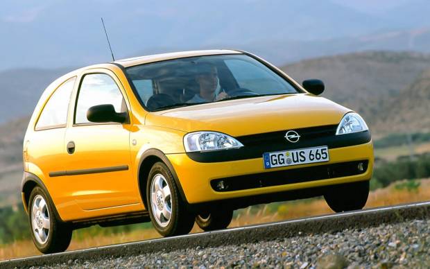 $!Opel Corsa de primera generación (2000)