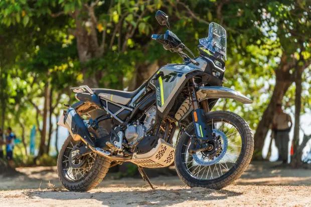 CFMOTO 450MT $!CFMOTO 450MT
