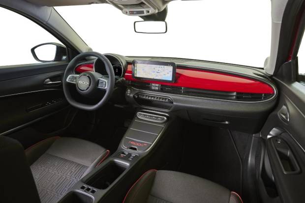 $!El interior del Fiat 600e RED