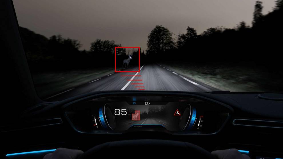 La tecnología Night Vision de Peugeot convierte la noche en día