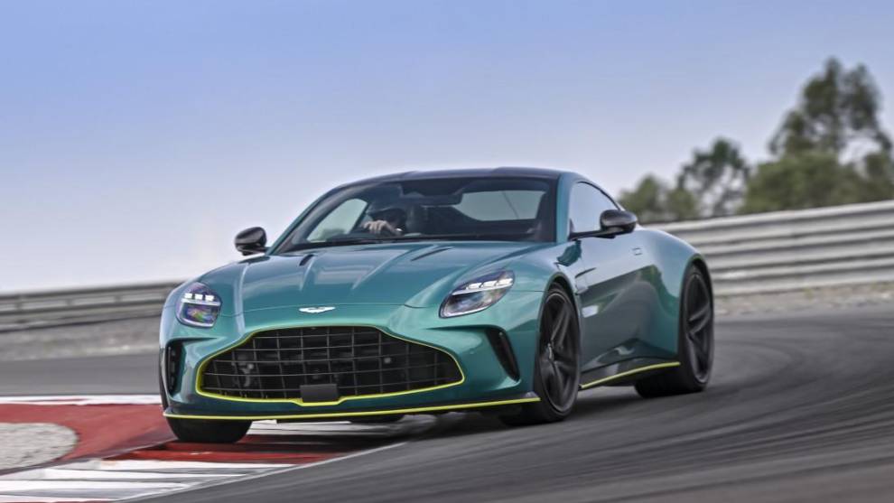 Prueba del Aston Martin Vantage en circuito