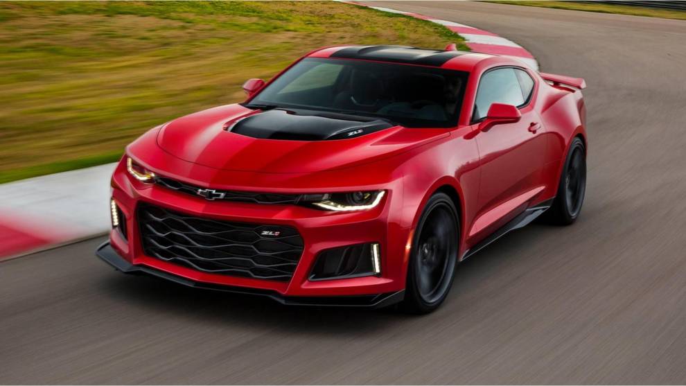 General Motors creará las familias eléctricas Camaro, Escalade y Corvette