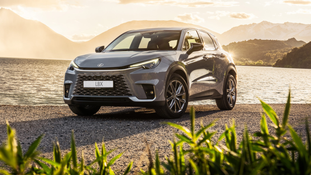 Lexus LBX 2025