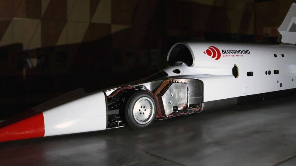 El Bloodhound LSR quiere alcanzar 1.609 km/h y ser el coche más rápido del mundo