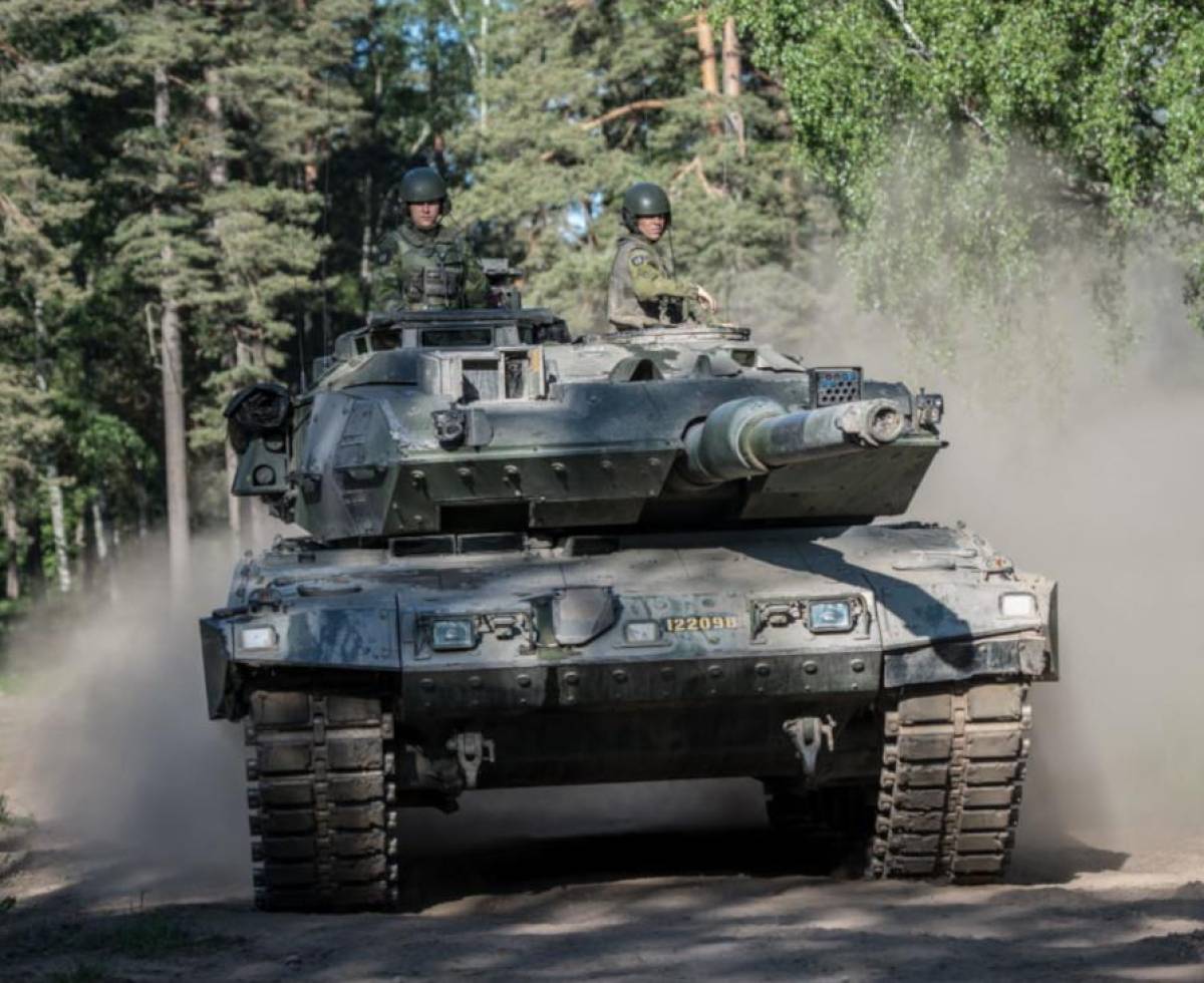 El sendero Acorazado Minúsculo Alucina con lo que cuesta cada tanque Leopard que España enviará a Ucrania