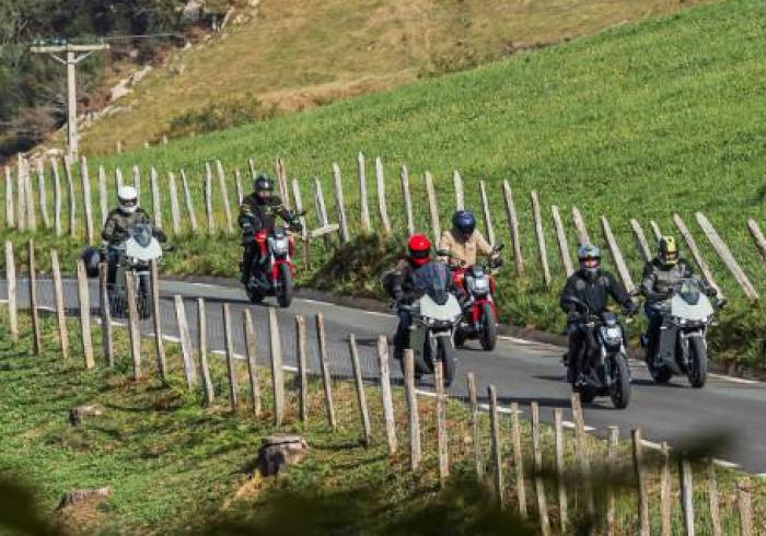 En moto eléctrica por Euskadi