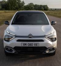 El Citroën C4X vence en la votación de enero del Coche del Año de los Lectores