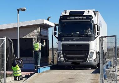 Nueva campaña de la DGT: control de camiones y autobuses