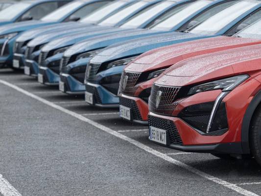 El nuevo Peugeot 408 tendrá carrocería fastback y debutará el 22 de junio