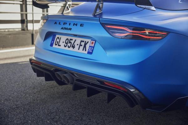 $!Alpine A110R