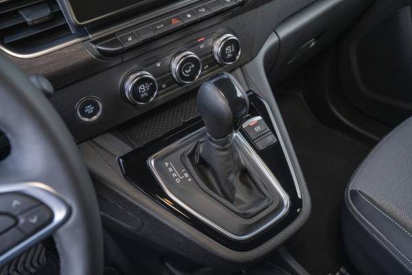 $!El interior del Renault Kangoo Combi e-Tech