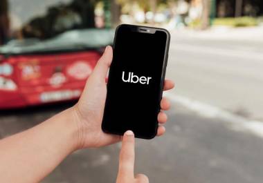 Uber lanza su servicio de alquiler de coches en 116 ciudades españolas