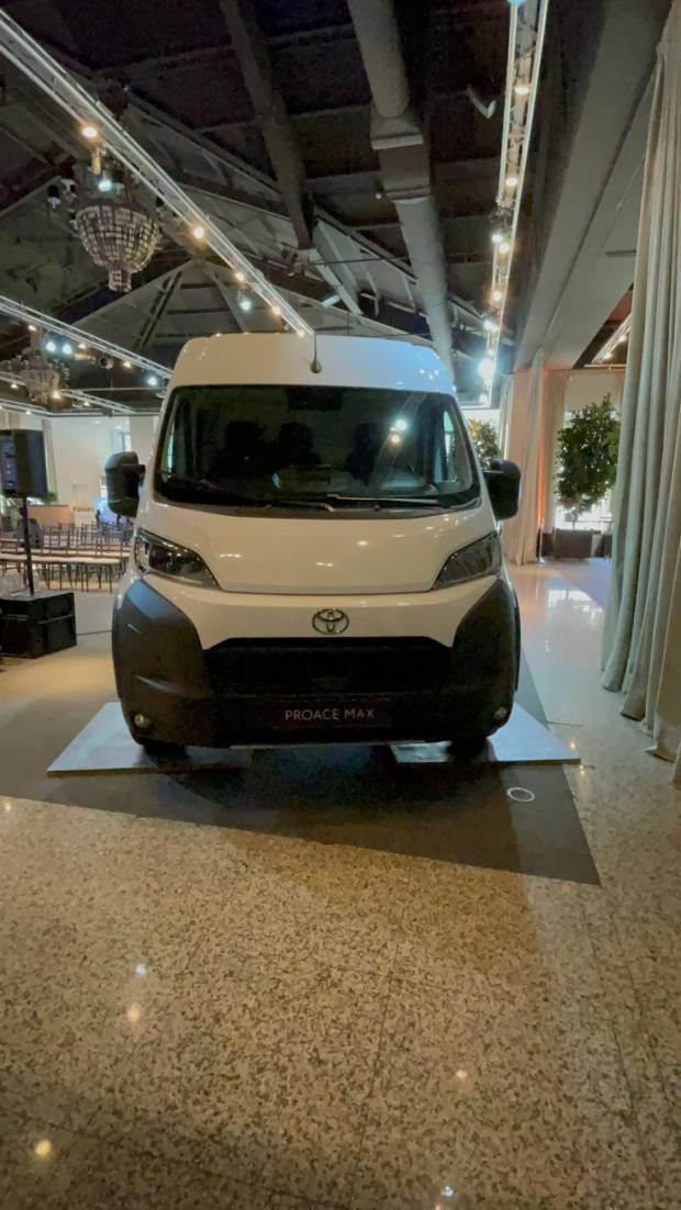 $!Toyota Proace Max