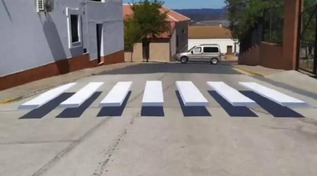 $!El curioso paso de cebra en 3D que se encuentra en el pueblo de Huelva