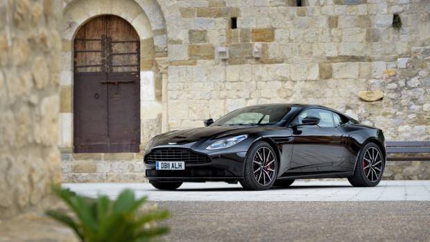 $!Aston Martin DB11 V8.