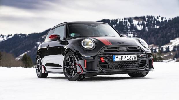 $!Mini John Cooper Works, nieve y hielo: ¿Puede haber algo más divertido?