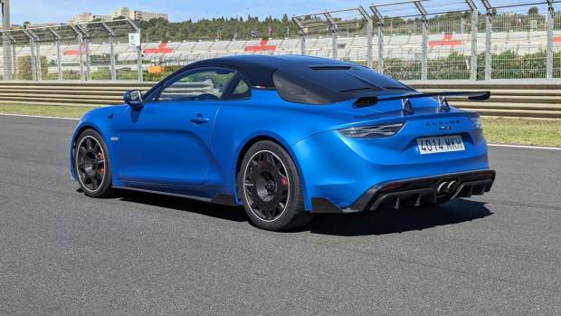 $!Alpine A110 R, un peso ligero capaz de noquear a cualquier peso pesado