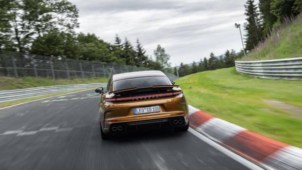 $!El Porsche Panamera bate un nuevo récord en Nürburgring