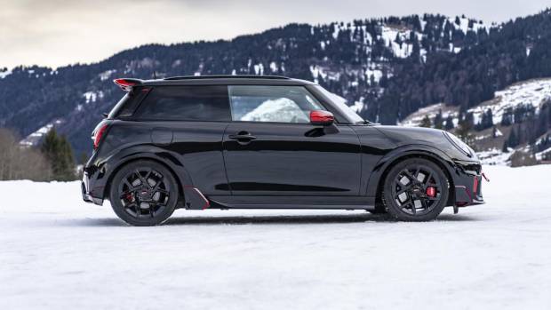 $!Mini John Cooper Works, nieve y hielo: ¿Puede haber algo más divertido?