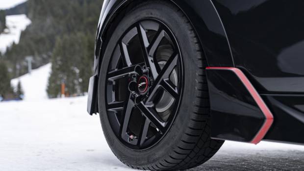 $!Mini John Cooper Works, nieve y hielo: ¿Puede haber algo más divertido?