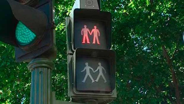 $!Madrid también tiene semáforos inclusivos.