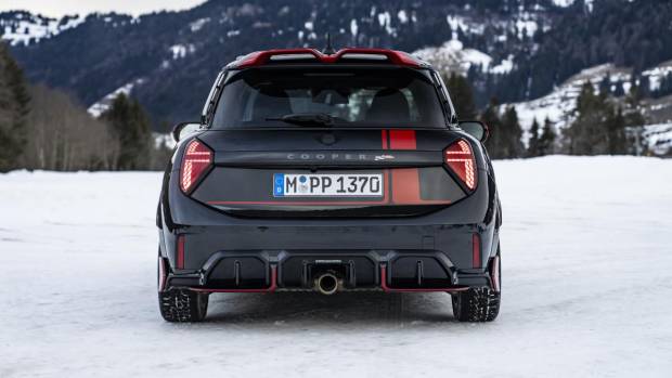 $!Mini John Cooper Works, nieve y hielo: ¿Puede haber algo más divertido?