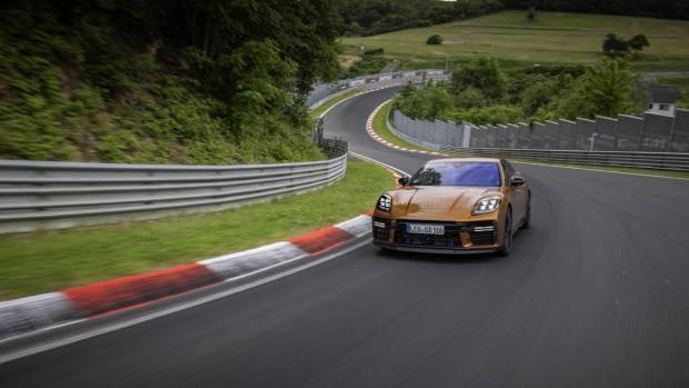 $!El Porsche Panamera bate un nuevo récord en Nürburgring