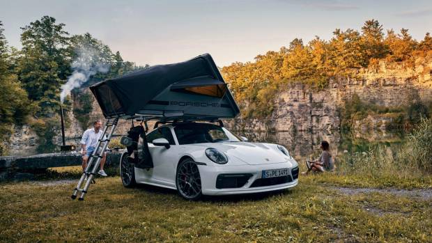 $!Porsche tiene su propia tienda de techo para el 911.