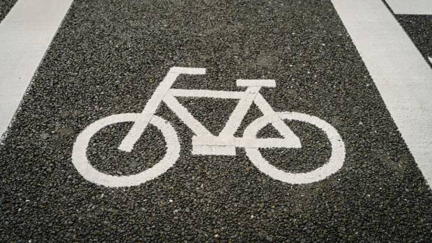 $!El carril bici solar, denominado SolaRoad, mide 70 metros de longitud