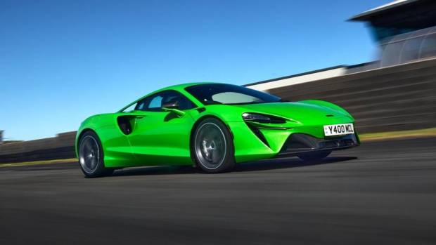 $!El McLaren Artura eleva su potencia hasta los 700 CV