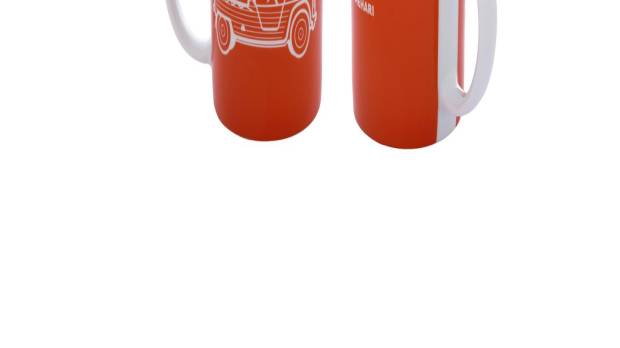 $!Las tazas del Citroën Mehari
