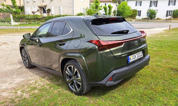 $!El nuevo Lexus UX 300h