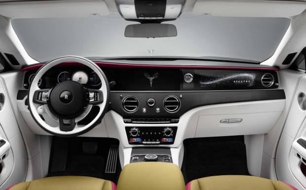 $!Interior del Rolls-Royce Spectre.