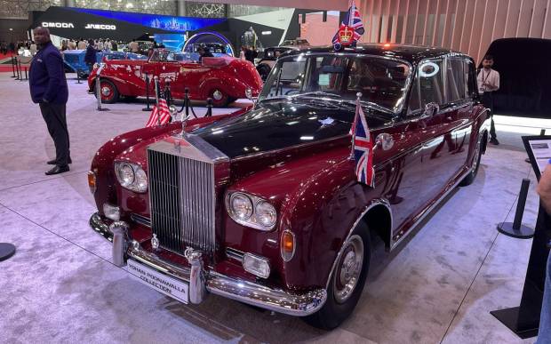 $!El Rolls Royce de la Reina de Inglaterra.