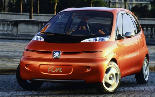 $!Prototipo Peugeot iOn de 1994.