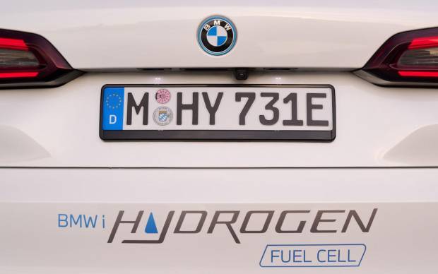 $!On Location BMW iX5 Hydrogen Antwerp
