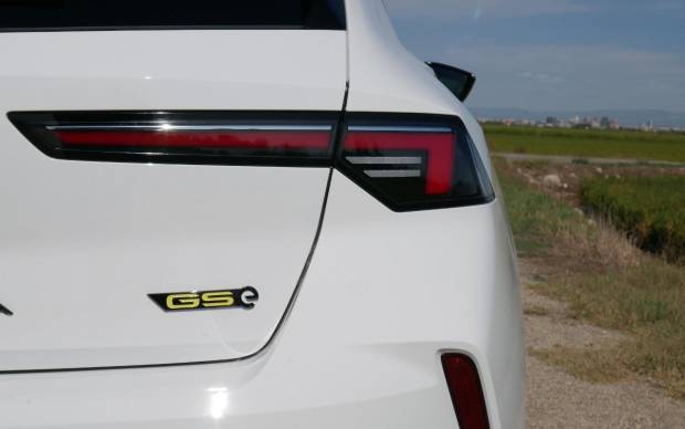 $!¿El Astra GSe está a la altura de las míticas siglas de Opel?