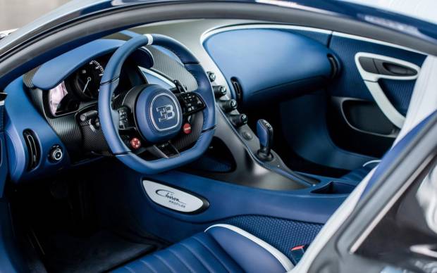 $!Interior del Bugatti Chiron Profilée