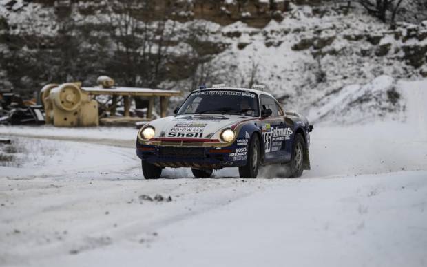 $!Porsche restaura el 959 que brilló en el Dakar en 1986