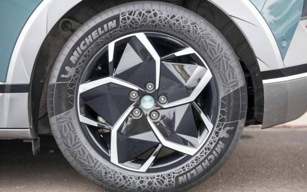 $!Neumáticos Michelin montado en un Hyundai eléctrico