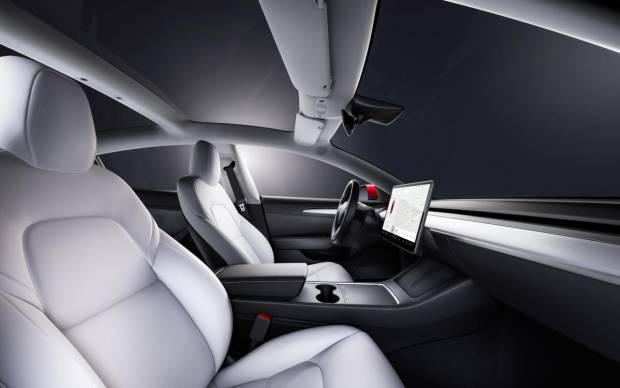 $!Interior de un coche Tesla