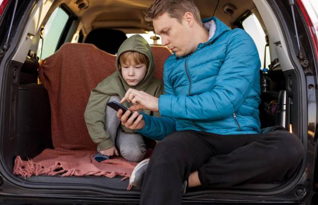 Llevar a los niños en el coche conlleva una gran responsabilidad y se deben tomar las medidas correctas