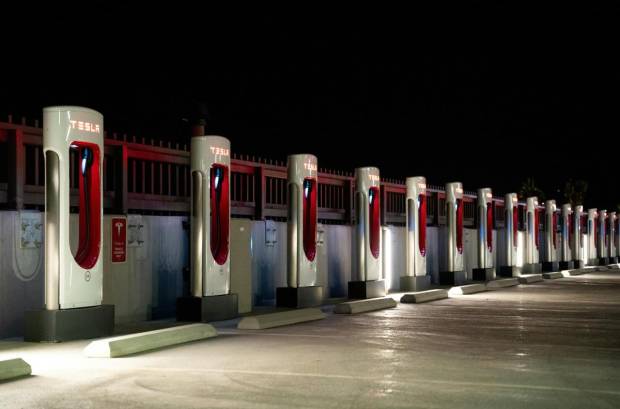 $!Tesla ya cuenta con más de 720 puntos de carga en España