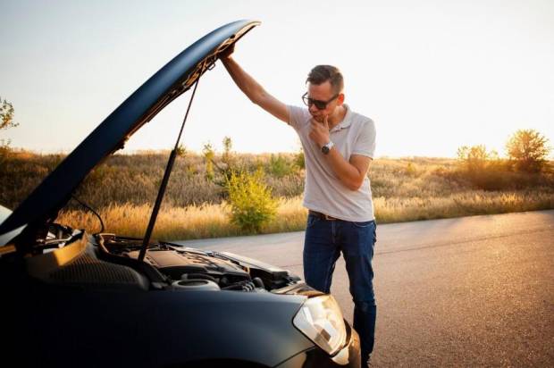 $!Las luces del coche pueden ser muy importantes y con significados diferentes