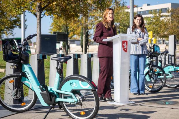 $!Natalia Chueca en la presentación del nuevo servicio de alquiler de bicis