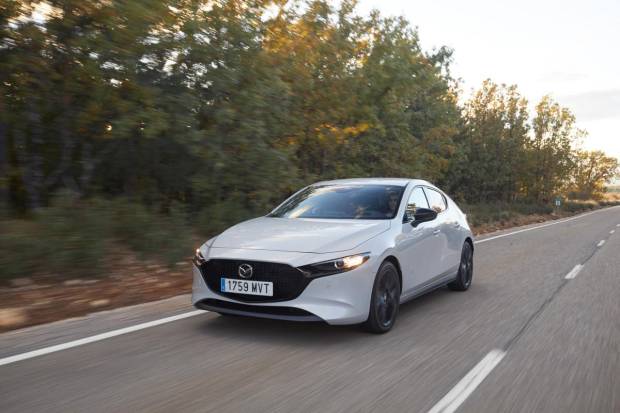 $!Los nuevos Mazda3 y CX-30 reducen el consumo y aumentan la conectividad