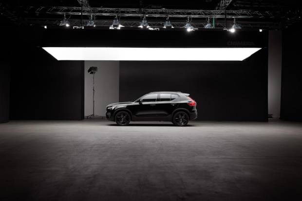 $!Volvo XC40 Black Edition